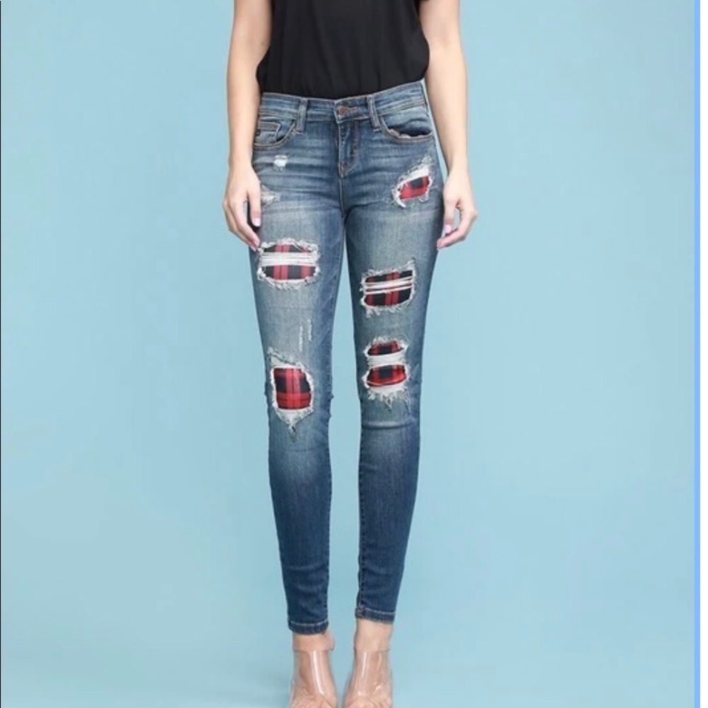Judy Blue Buffalo Plaid Jeans Size 24W left